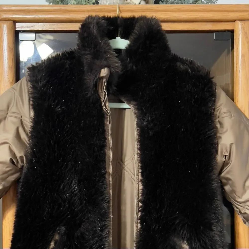 Bogner Reversible Faux Fur Quilted Trench Coat Sz 6 - Picture 8 of 15
